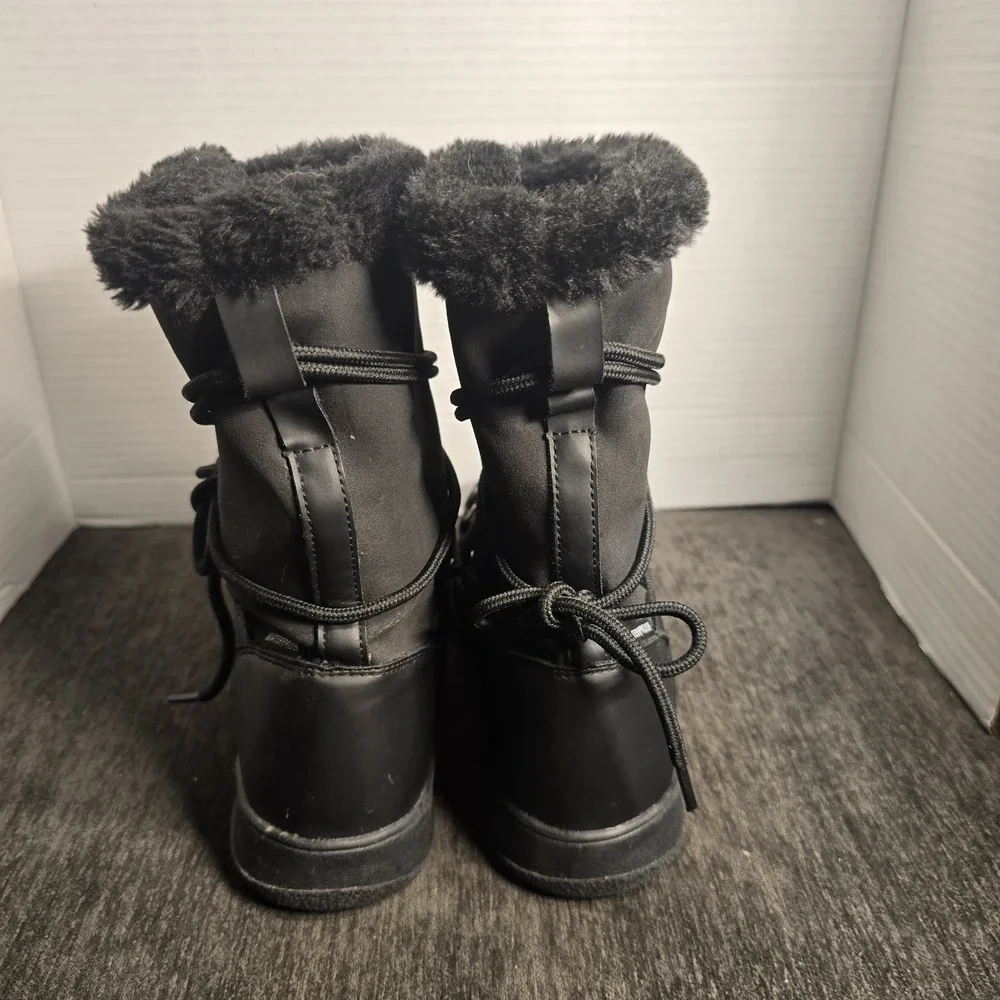 Esmara Waterproof Black Snow Boots Faux Fur Trim Lace Up Mid Calf Womens Size 7